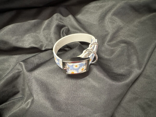 Collier Petit Chien Marguerite – Image 2